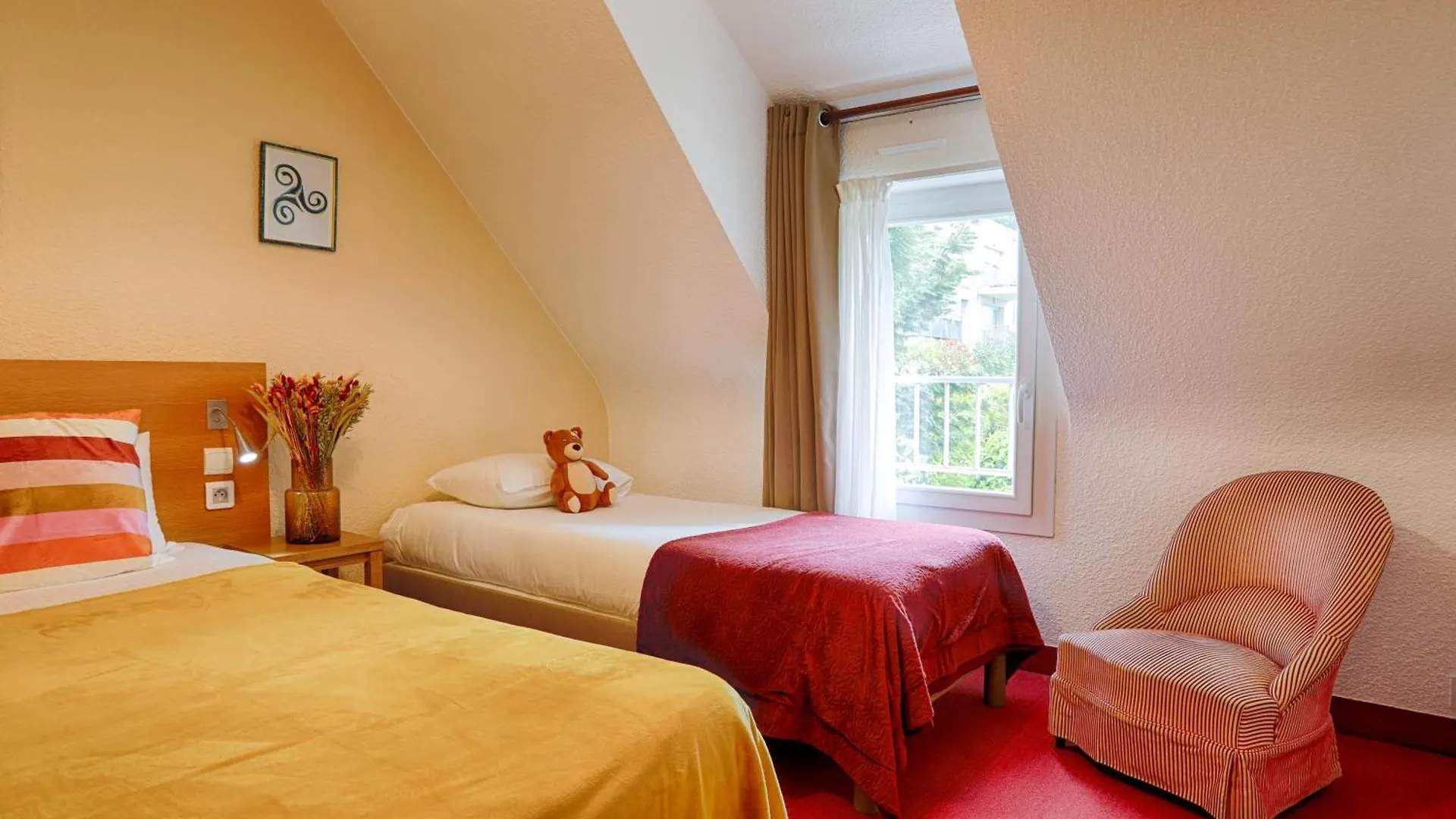 Hotel Le Branhoc - Brit Hotel Auray 2*,